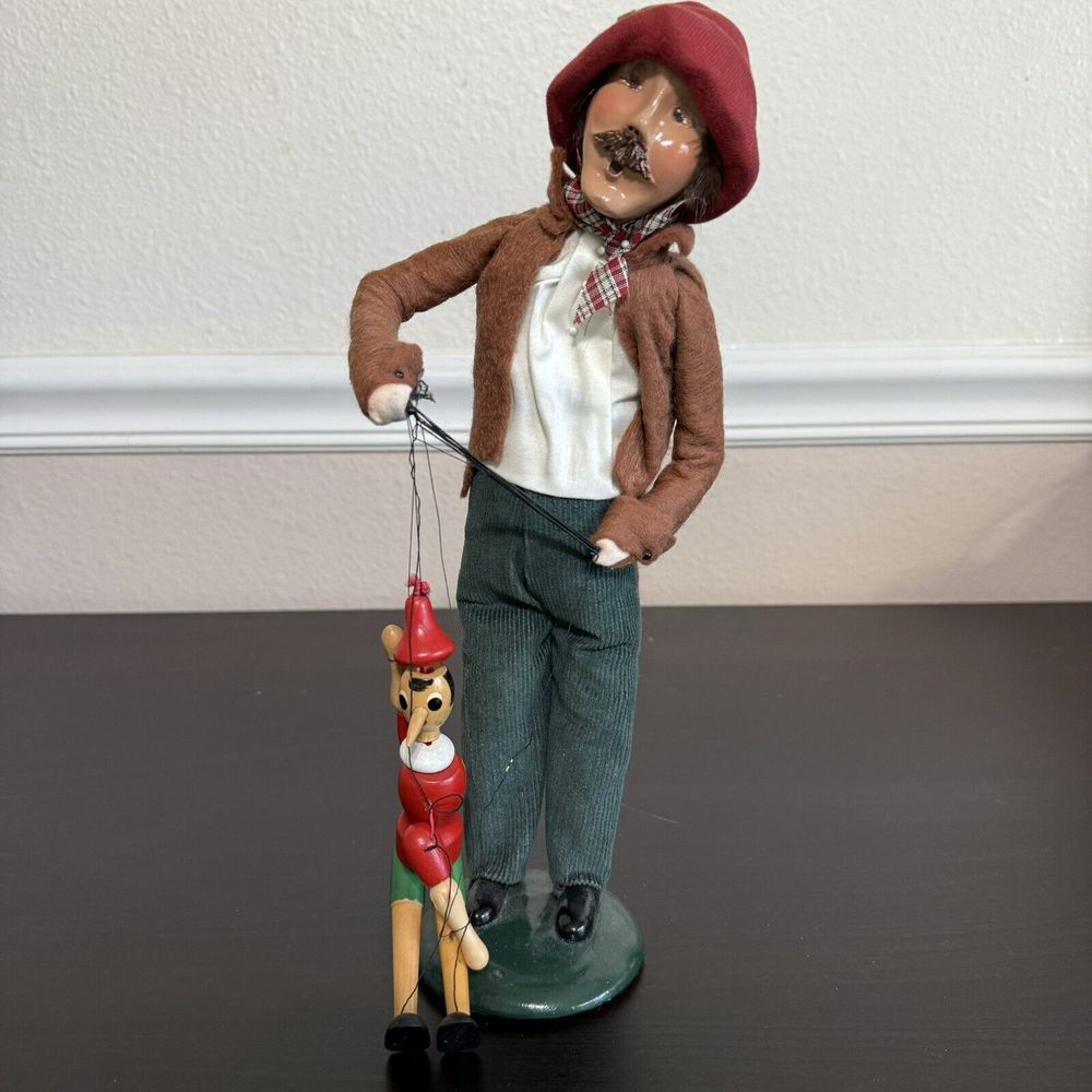 BYERS CHOICE Puppeteer Man with Wooden Puppet On‎ A String 1996 Pinocchio Signed